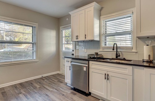 Piedmont Heights Apartment | Chic ATL Stay 2 Mi to Midtown, Near Int’l Soccer