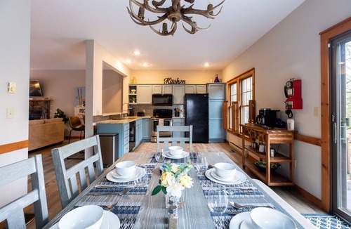 Tannersville House | Chic & Comfy Fully Renovated w New Game Room Only 3 minutes to Camelback Resort