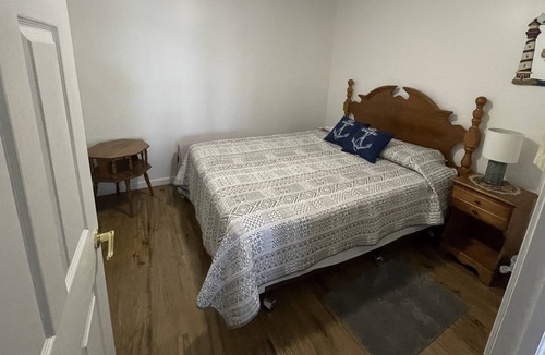 Town of Varick Apartment | CLASSY & ECONOMICAL lower 2BR unit at lakeside on SENECA’s EASTSIDE