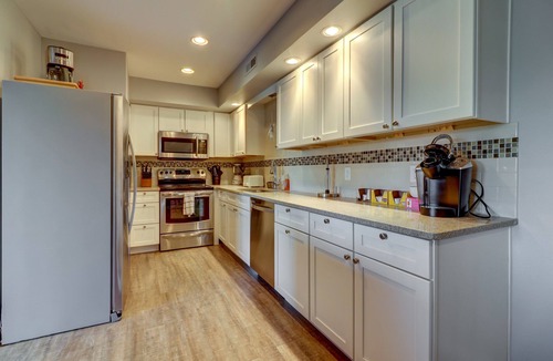 Rehoboth Beach Condo | Clean Spacious Condo In Rehoboth Beach Tennis/Pools