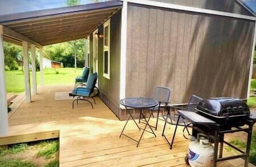 Clinton Cabin | Clinton Cabins #1