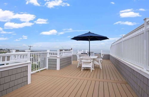 Hampton Condo | Coastal Escape: 3BR/4BA Luxury Retreat with Views