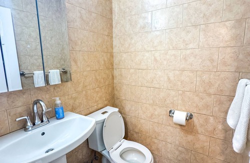Manhattan Valley Apartment | Columbia University 3Bedroom 1 1/2 Bath Across Cathedral of St. John the Divine