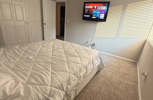Lavista Park Apartment | Comfortable 2 bedroom apartment in a perfect location with all amenities !
