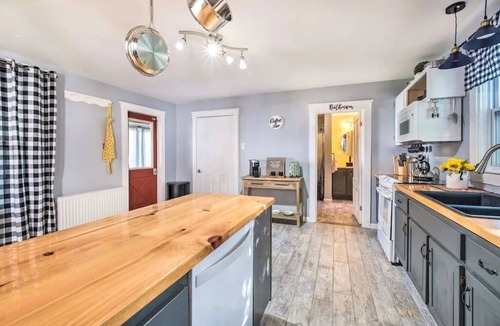 Bingham House | Comfortable, Charming 4-Bedroom Home Near Outdoor Adventure. Pet Friendly!