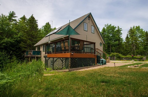 Bar Harbor House | Comfortable Home On 3 Private Wooded Acres In The Heart Of Mount Desert Island