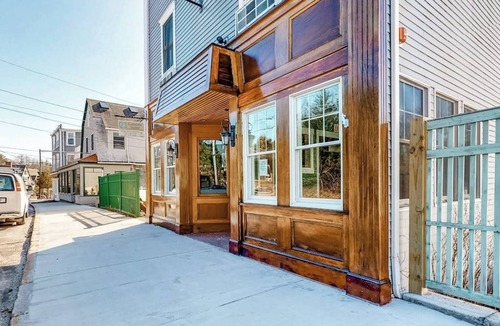 Northeast Harbor House | Comfortable Suite in Downtown Northeast Harbor w/WiFi & AC - Walk to the Water
