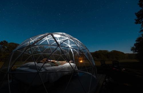 Jefferson RV Rental | ComfyDome Hill-Side Glamping