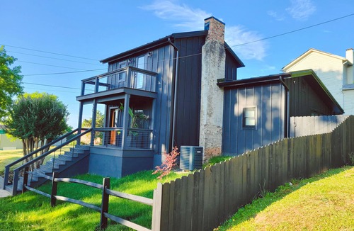Daniels Hill House | Completely remodled Victorian era home downtown Lynchburg VA