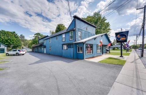 Town of Webb House | Conveniently Located Old Forge Condo Near Downtown