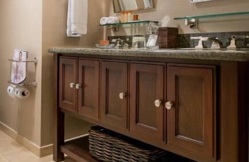 Cupertino Hotel | Conveniently Located To Excellent Transportation! 4 Spacious Units, Free Parking