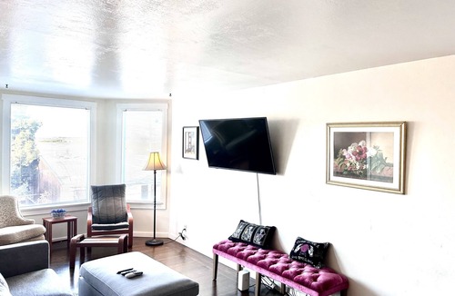 Point Richmond House | Cottage Point for Extended Stay