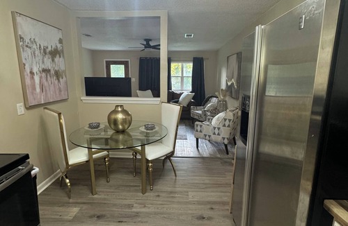 Van Buren House | Cottage style home close to downtown and pet friendly