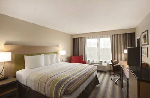 Spry Hotel | Country Inn & Suites by Radisson, York, PA