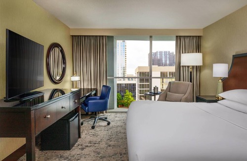 Peachtree Center Hotel | Courtland Grand Hotel, Trademark Collection by Wyndham