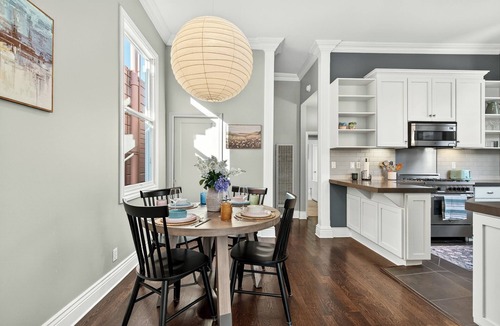 Cow Hollow Apartment | Cow Hollow-Marina 2-bedroom top floor duplex