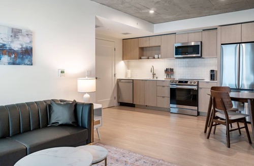 Downtown San Francisco Apartment | Cozy 1-bedroom apartment in SF with AC, fitness room