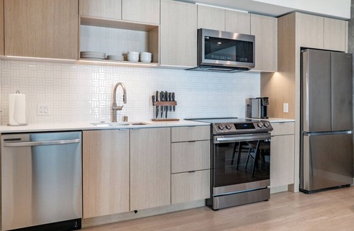 Downtown San Francisco Apartment | Cozy 1-bedroom apartment in SF with AC, fitness room