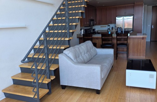 Emeryville Condo | Cozy 1-bedroom condo in fantastic Emeryville with fitness room, WiFi