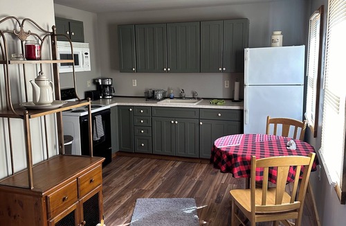 Dingmans Ferry Cottage | Cozy 2-bedroom cottage in serene Dingmans Ferry with AC