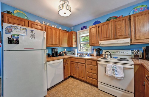 Bethany Beach Cottage | Cozy 3 bedroom 2 bath beach house with private setting! Pool, Trolley, Wifi, Beach Town!