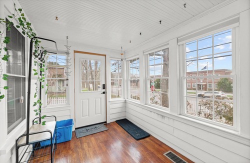 Augusta Cottage | Cozy 3 Bedroom Office Sauna Near Downtown Augusta and Maine General