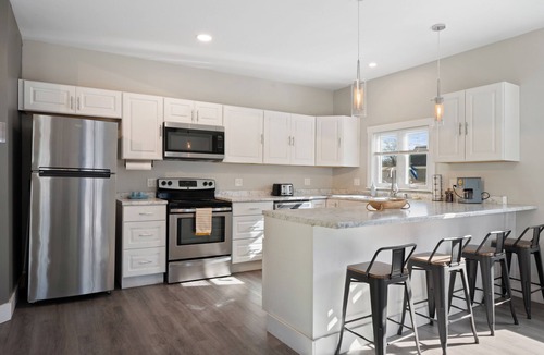 Pittsfield Apartment | Cozy Artist's Loft