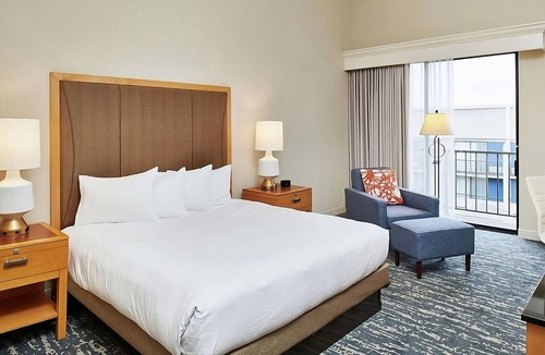 Berkeley Hotel | Cozy Bay Escape near UC Berkeley | 2 Units | Pool, Free Parking & Pet Friendly