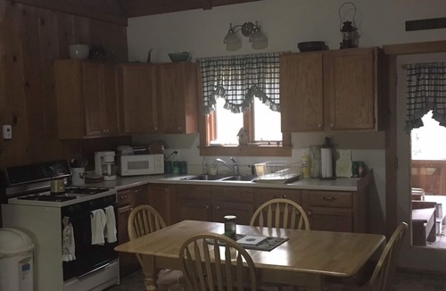 Mifflinburg Cabin | Cozy cabin, great for family and friends!