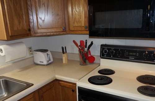 Conway Cabin | Cozy Cabin with memorable lakeview. Special Rates for Weekly or Monthly Rates!