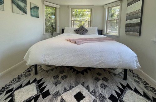 Professorville House | Cozy Charming Home in Heart of Palo Alto