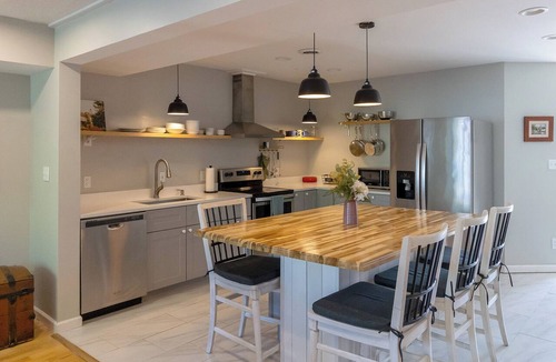 Saratoga Springs Condo | Cozy condo at The Springs, walk to SPAC and Saratoga State Park