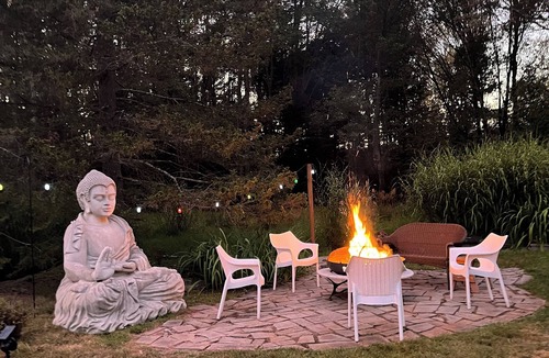 Briar Crest Woods House | Cozy Lake Escape Beach access Game Room Fire Pit Pet Friendly Fenced Yard Canoe