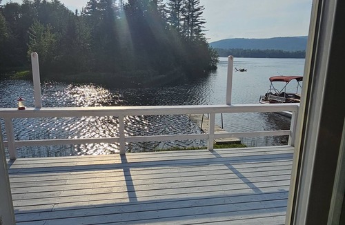 Errol House | Cozy Lake Front home for Boating, fishing, winter sports, and gorgeous views,