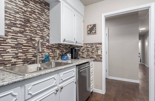 Fort Smith House | Cozy Luxe 3BR Ranch/Huge Yard/East Fort Smith