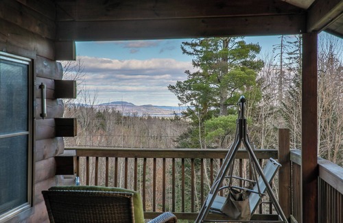 Franklin County House | Cozy mountain cabin near Sugarloaf—your four‑season adventure escape