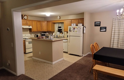 Carroll House | Cozy Mountain Escape - 10 minutes from Bretton Woods Ski Area