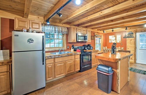 Glenfield Cabin | Cozy, Rustic Adirondack Riverfront Log Cabin, Rapids, Independence River