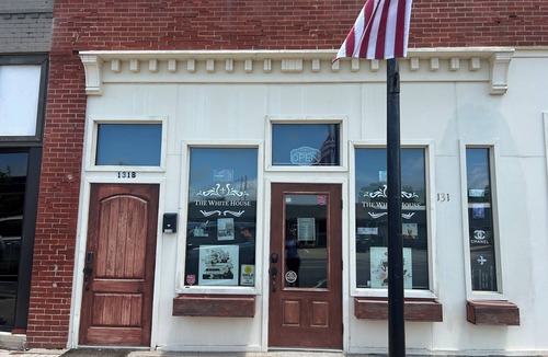 Eufaula Apartment | Cozy studio in Eufaula within walking distance to shopping and restaurants.
