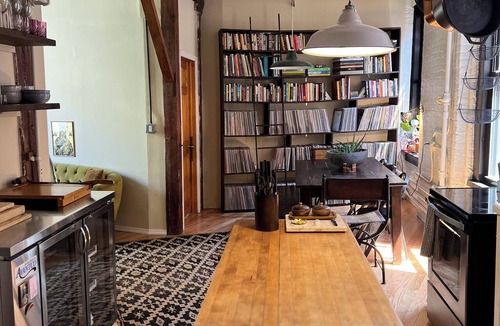 Williamsburg Apartment | Creative Williamsburg Brooklyn 1 BR Loft near Domino Park