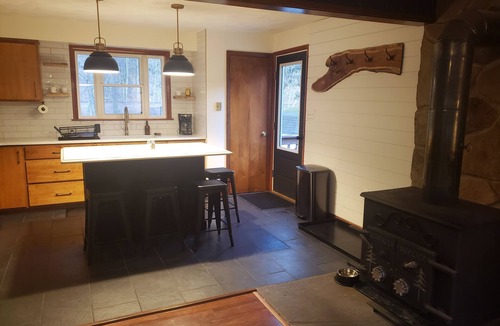 Farrandsville Cottage | Creekfront Cottage in the heart of Waterville