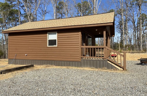 Mount Ida House | Cub Cabin has Star Gazing for Outdoor Lovers. No Pets Allowed