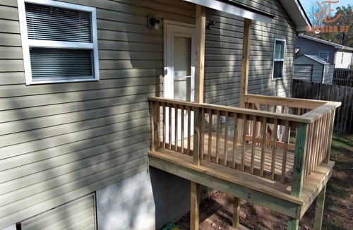 Hot Springs House | Cute 3 bedroom, 1 bath home less than 5 minutes from downtown.