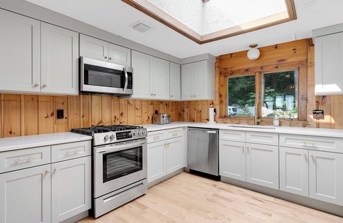 South Casco House | Direct on Sebago Lake Waterfront - Sandy Beach, Dock, Mooring - 3Bed/2Bath +more
