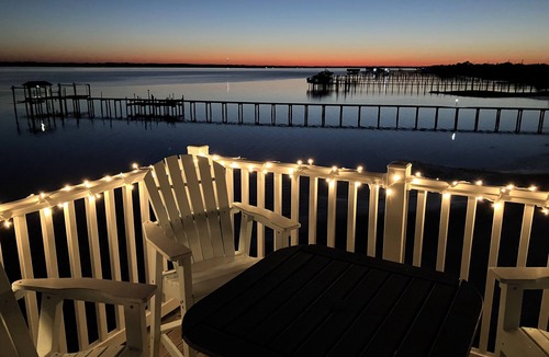 Alligator Point House | Directly on the water, great sunrise and sunset.50% off monthly rate fall/winter