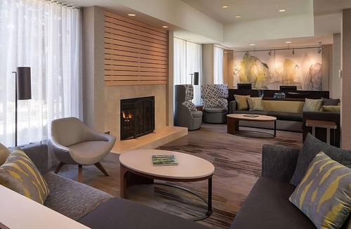 Pleasant Hill Hotel | Discover the Best of Pleasant Hill and Beyond! Four Units w/Self Parking!
