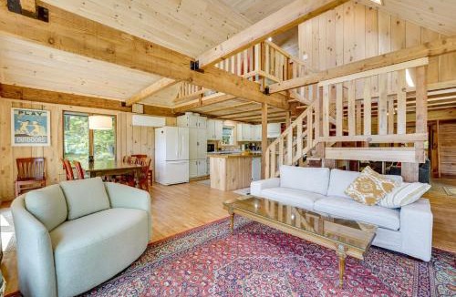 Winthrop House | Dock + Kayaks: Annabessacook Lake Retreat!