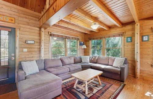 Greenville House | Dog-friendly lakefront home with deck, grill, WiFi, shared dock & water access