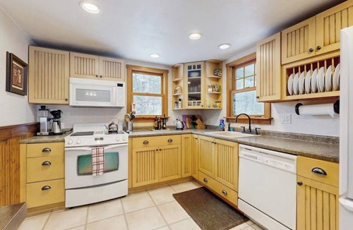 Birch Hill House | Dog friendly mountain view home in great location w/large yard