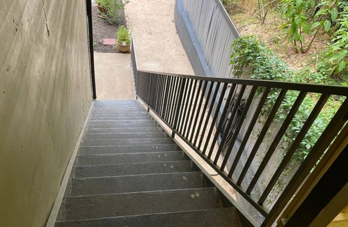 Eureka Springs Historic District Apartment | Downtown+FreePark+Wifi Main St. Ste 202